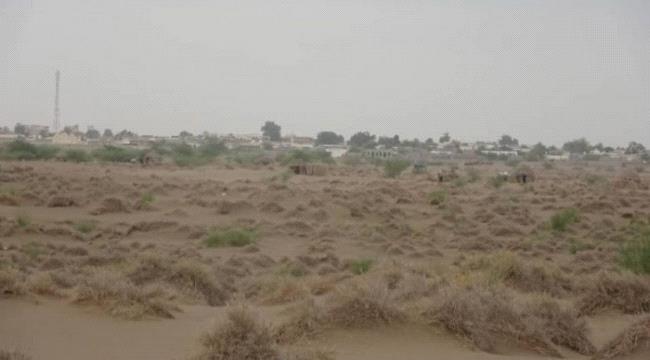 قصف حوثي  لتمركزات القوات المشتركة بالجبلية
