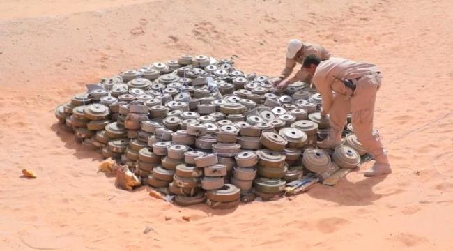 القوات المشتركة تعثر على حقل ألغام حوثي بحي منظر بالحديدة