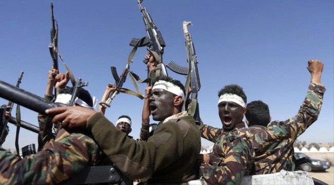 صنعاء.. مليشيا الحوثي تعتقل صرافيين بتهمة حيازة العملة الجديدة