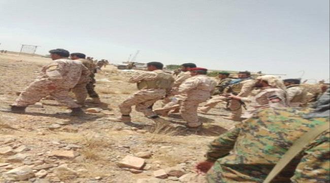 قيادة التحالف العربي تزور جبهات القتال بيافع