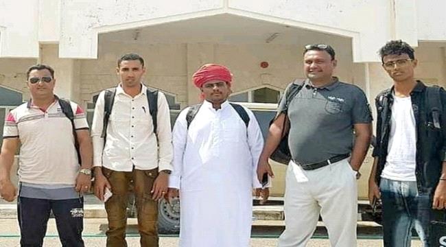 مؤسسة اماراتية تؤهل بعض طلاب سقطرى بدورات تدريبية