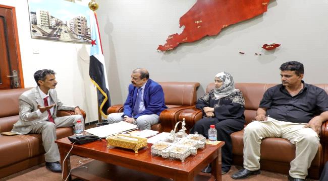 اللواء بن بريك يؤكد وقوف المجلس الانتقالي مع أبناء المهرة لإفشال المؤمرات التي تُحاك لمحافظتهم