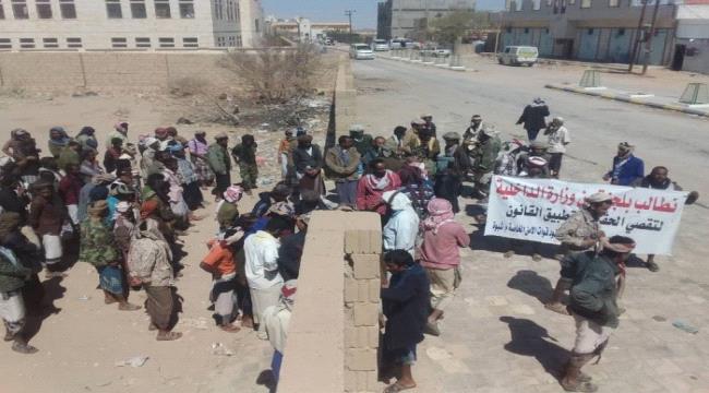الإخوان يمنعون تظاهرة سلمية لقوات أمن شبوة