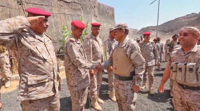 التحالف يخرج عن صمته ويوجه انتقاد للحكومة اليمنية بعد مداهمة الحوثيون مأرب و حشد الإخوان صوب عدن
