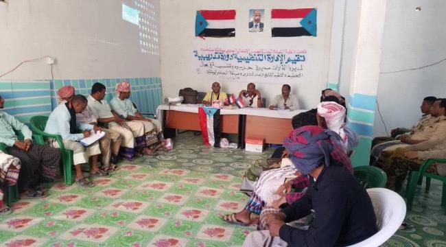 انتقالي سقطرى ينظم دورة تدريبية لمدراء الإدارات  حول "التخطيط وإعداد التقارير"