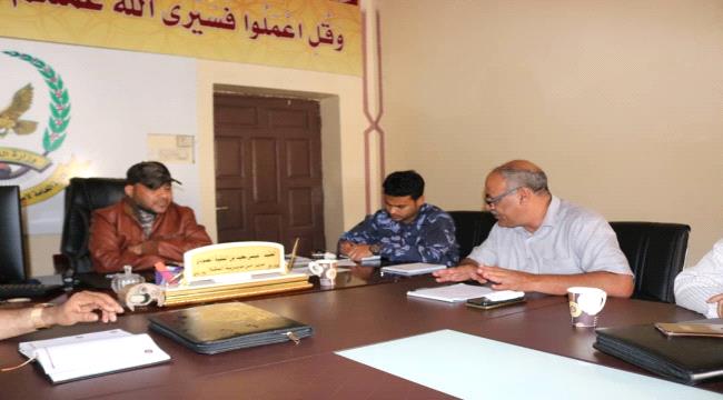 قيادة انتقالي حضرموت تبحث مع مدير أمن الساحل تنسيق الجهود لمواجهة "كورونا"