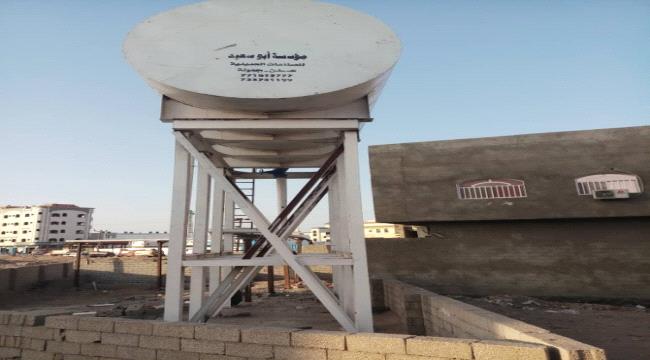 مطالب باغلاق مساكب مياه شيدت بطريقة مخالفة للقانون في حي سكني بعدن