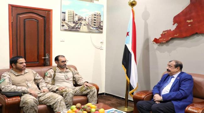 اللواء بن بريك يلتقي قائد قوات التحالف العربي بالعاصمة عدن 