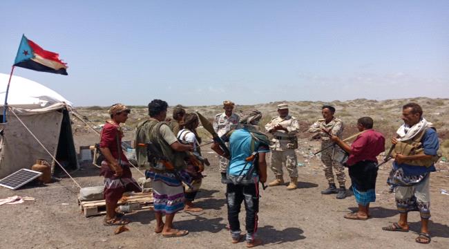 رئيس انتقالي خنفر وقيادة التوجيه المعنوي يتفقدا الخطوط الأمامية للقوات الجنوبية