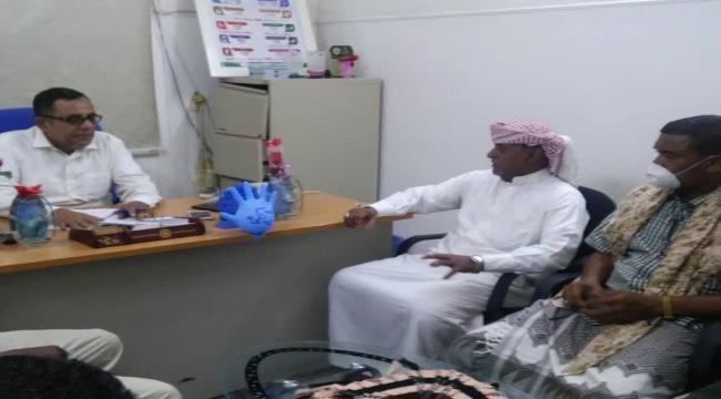 انتقالي تريم يناقش احتياجات مستشفى المديرية لمواجهة وباء كورونا
