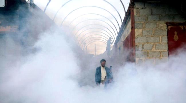 الحوثيون يمارسون «الإرهاب الأبيض» لتخويف الناس وفرض الاتاوات لمواجهة كورونا