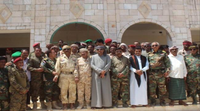 إجراء عملية تسليم واستلام بين قيادتي الحزام الأمني السلف والخلف بسقطرى 1 e93cf3c0 d912 4355 92fb 5588ee3bd77b
