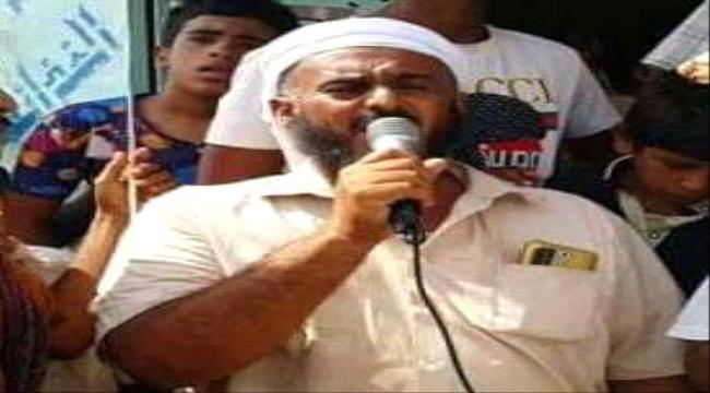 ما أهمية موقف أبين عامة ودثينة خاصة من قرار تشكيل مجلس شيوخ الجنوب العربي؟