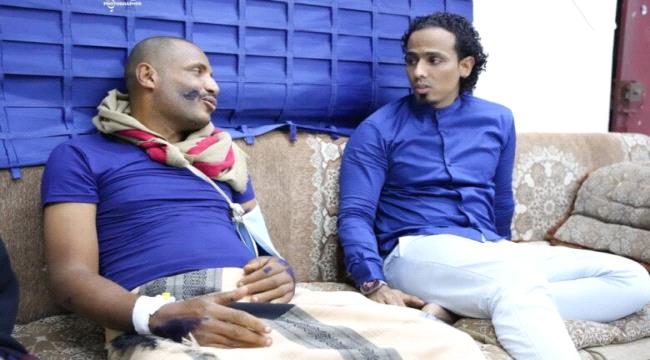 السقاف يكرم عامل النظافة تيسير بعد موقفه النبيل في أحد البرامج التلفزيونية