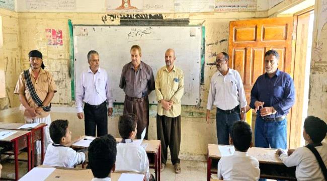انتقالي بيحان والسلطة المحلية يدشنان الامتحانات النهائية لطلاب الثانوية العامة بالمديرية