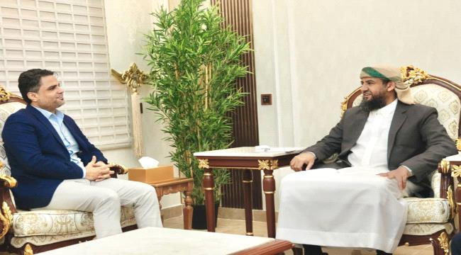 المحرّمي يلتقي نائب وزير الإعلام والثقافة والسياحة ويشدد على تطوير الأداء المؤسسي للوزارة