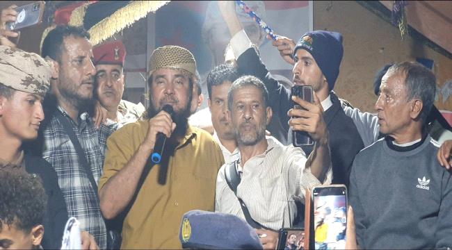 زخم أكاديمي وشعبي في مخيم الاعتصام المفتوح بالضالع دعمًا لخطوات الرئيس القائد عيدروس الزُبيدي