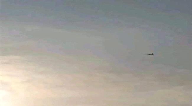 تحليق مكثف لطائرات حربية فوق أجواء صنعاء amid تصاعد التوترات الإقليمية