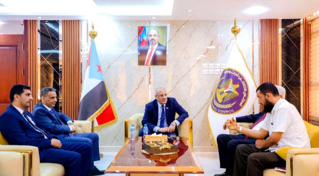 القائم بأعمال رئيس المجلس يلتقي نواب الوزراء المعيّنين حديثًا