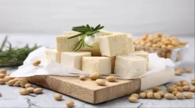 5 أطعمة غنية بالكالسيوم تناسب النظام الغذائي النباتي