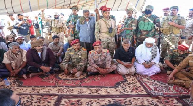 حضرموت.. بارجاش يقدم واجب العزاء لقبيلة وأسرة الشاب القتيل بن عجلان