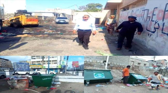 توزيع 60 حاوية جديدة في عدن لمواجهة تكدس النفايات وتعزيز خدمات النظافة 