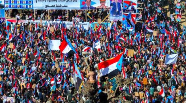 التفويض الشعبي للمجلس الانتقالي.. عهدٌ لا ينقطع وثوابت لا تقبل المساومة 