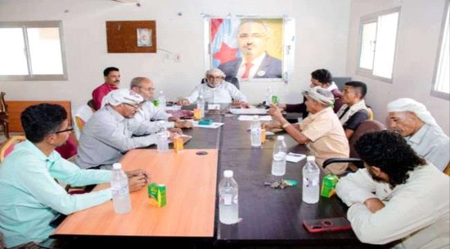 انتقالي غيل باوزير يدين مصادرة السلطة المحلية بحضرموت لحقوق المواطنين 