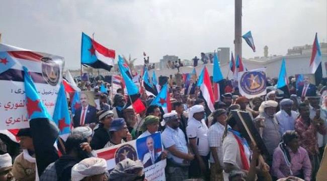 مسيرة شبابية بالدراجات النارية في حديبو استعداداً لفعالية تجديد التفويض 