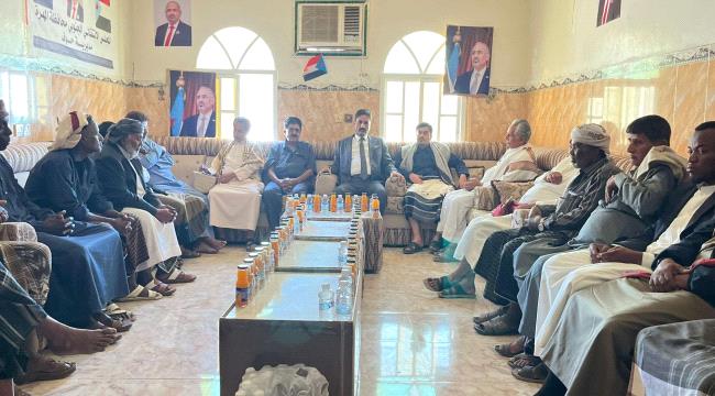 اخبار وتقارير – فريق التواصل يلتقي أعضاء القيادة المحلية والجمعية ومجلس المستشارين والسلطة في حوف اخبار وتقارير – فريق التواصل يلتقي أعضاء القيادة المحلية والجمعية ومجلس المستشارين والسلطة في حوف