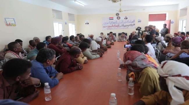 اخبار وتقارير – المحمدي يلتقي الشخصيات السياسية والاجتماعية والنضالية بمديرية حجر