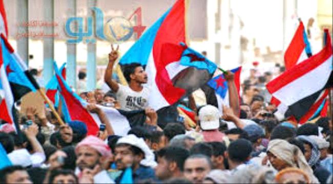 اخبار وتقارير – اهمية التنوير السياسي بين الانتقالي وحاضنته