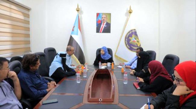 اخبار وتقارير – إغاثية المجلس الانتقالي تدعو الجمعيات الخيرية لتوحيد الجهود اخبار وتقارير – إغاثية المجلس الانتقالي تدعو الجمعيات الخيرية لتوحيد الجهود