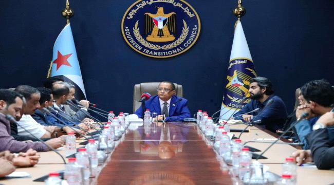 اخبار وتقارير – الدكتور الخُبجي :المجلس الانتقالي لن يقف متفرجا على تدهور الأوضاع وسيعيد تقييم موقفه من الشراكة في مجلس القيادة والحكومة اخبار وتقارير – الدكتور الخُبجي :المجلس الانتقالي لن يقف متفرجا على تدهور الأوضاع وسيعيد تقييم موقفه من الشراكة في مجلس القيادة والحكومة