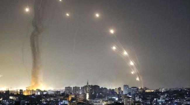 عرب وعالم – حزب الله يشن أكبر هجوم على إسرائيل بمئات الصواريخ