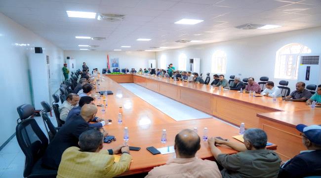 اخبار وتقارير – اجتماع تنفيذي شبوة يناقش تداعيات المنخفض الجوي اخبار وتقارير – اجتماع تنفيذي شبوة يناقش تداعيات المنخفض الجوي