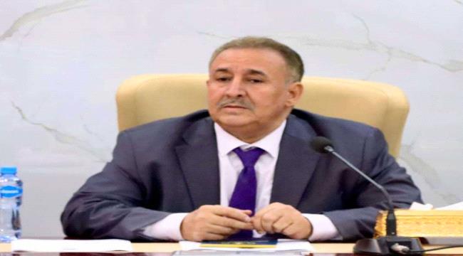 الربيزي يُعزّي الدكتور عيدروس اليهري في وفاة والدته ...