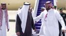 رئيس الإمارات وولي العهد السعودي يبحثان التطورات الإقلي...