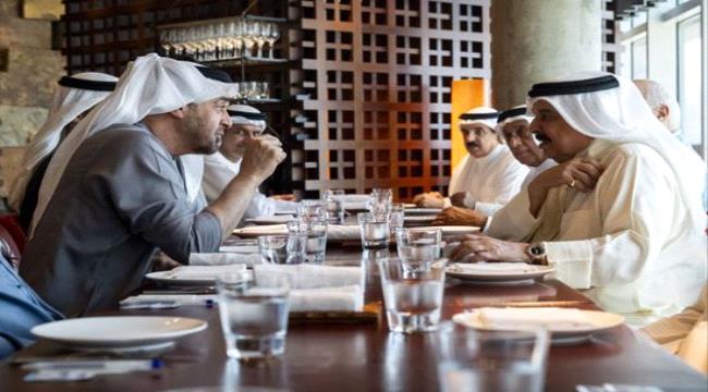 عرب وعالم – رئيس الإمارات وملك البحرين يبحثان التطورات الإقليمية عرب وعالم – رئيس الإمارات وملك البحرين يبحثان التطورات الإقليمية