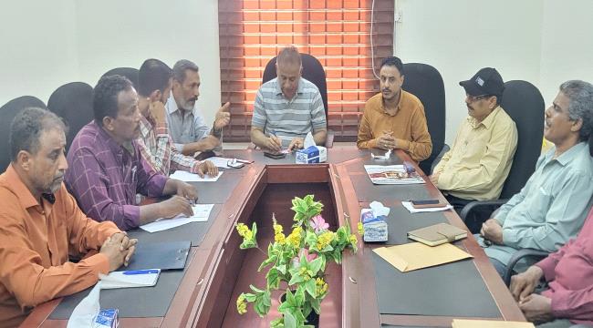 اخبار وتقارير – قيادة التعليم الفني بعدن تناقش خطة التطوير المستقبلية للمعاهد التقنية والمهنية اخبار وتقارير – قيادة التعليم الفني بعدن تناقش خطة التطوير المستقبلية للمعاهد التقنية والمهنية