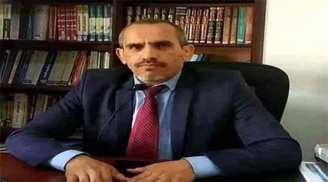 اخبار وتقارير – الحوثيون يهددون أسرة المحامي عبدالمجيد صبرة ويُلوّحون باعتقال أقاربه اخبار وتقارير – الحوثيون يهددون أسرة المحامي عبدالمجيد صبرة ويُلوّحون باعتقال أقاربه