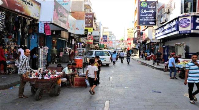 اخبار وتقارير – مع اقتراب عيد الفطر…إرتفاع ملحوظ بأسعار الملابس بعدن